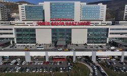 İzmir Şehir Hastanesi 2 yılda 8 milyon hastaya kapılarını açtı!