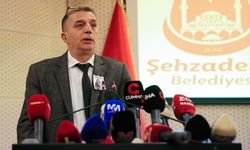 Şehzadeler'in yeni belediye başkanı Hakan Şimşek oldu