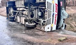 Uşak'ın Ulubey ilçesinde yolcu otobüsü devrildi!