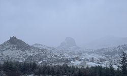 Afyonkarahisar beyazla süsleniyor