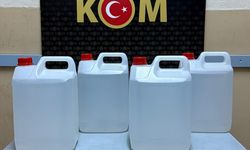 Uşak'ın komşusunda yılbaşı öncesi 20 litre etil alkol ele geçirildi