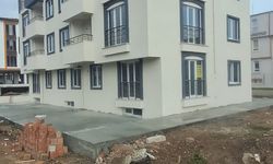 Uşak'ın Banaz ilçesinden şehit Edip Aybey'in adı, devre arkadaşı tarafından apartmana verildi