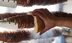 Manisa'da insan sağlığı bu kadar ucuz mu! 4 milyon TL değerinde bozulmuş kokoreç yakalandı!