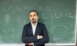 Uşak'ta ödüllü akademisyen hala kadro mağduru! Cumhurbaşkanı ödül vermesine rağmen!