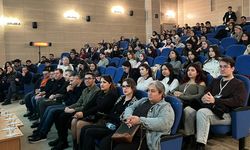 Uşak Üniversitesi'nde "Yeni Çağda Ben Olmak" söyleşisi!