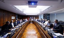 İzmir'de süs bitkileri sektörü ele alındı