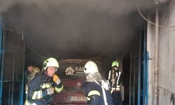 Afyonkarahisar'da oto tamir dükkanındaki yangında çocuk yaralandı