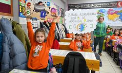 Uşak'taki 63 bin öğrenciye bağımlılıkla mücadele eğitimi!