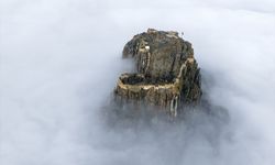 Uşak'ın komşusu Afyonkarahisar'daki kalede sis nedeniyle tarihi drama filmi çekilebilir!