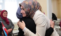 Afyonkarahisar Valisi Yiğitbaşı, tadilatı tamamlanan evinde şehit ailesini ziyaret etti