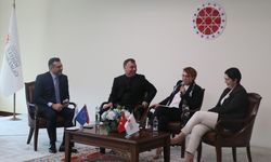 İzmir'de Dijital Medyanın Öncüleri: Genç İletişimciler Projesi'nin kapanış toplantısı yapıldı