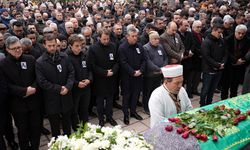 Özgür Özel, Manisa eski İl Başkanının eşinin cenaze törenine katıldı