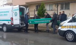 Manisa'da yaşlı kadın, Eskişehir'de 28 yaşında genç evinde ölü bulundu!