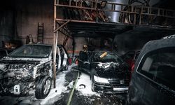 İzmir'de oto tamirci deposunda korkutan yangın