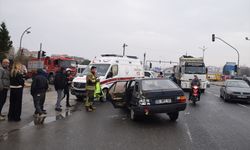 Turgutlu'da yolcu otobüsü kazaya karıştı; 2 yaralı!