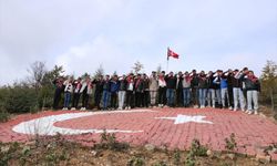 Sandıklı'da askere gidecekler ilk nöbetini Bayraktepe'de tutuyor