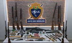 Uşak Çanlı galericiler sitesinde çıkan ruhsatsız silahların hepsine el kondu!