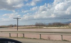 Gediz Nehri taştı! Salihli ve Turgutlu su altında kaldı!