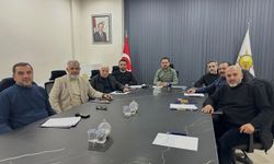 AK Parti Uşak İl Başkanı Yaşar, Ramazan ayında yapılacaklarla ilgili toplantı yaptı