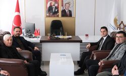 AK Parti Heyetinden Karahallı Kaymakamı Çelebi’ye Ziyaret