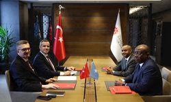 İletişim Başkanı Burhanettin Duran, Somalili bakanlarla buluştu