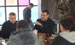 AK Parti Uşak İl Gençlik Kolları, liseli gençlerle buluştu