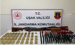 Uşak İl Jandarma Komutanlığı, Banaz'da kaçak silah operasyonu yaptı!