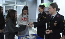 Uşak'ta Lise Öğrencilerine Jandarma ve Sahil Güvenlik Akademisi Tanıtıldı