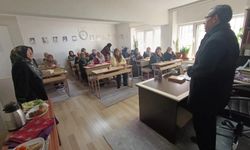 Uşak Müftüsü Harmancı'dan, Kız Kur’an Kursularına ziyaret