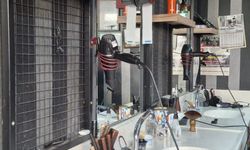 Uşaklı berber esnafı bayram öncesi umudunu koruyor