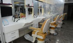 Uşak’ta açılan Halk Berber akıllara fiyat farkını getirdi