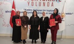 Uşak AK Parti'nin Banaz ve Sivaslı Kadın Kolları Başkanları değişti