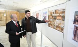 Uşak Üniversitesi'nde en beğenilen afişe Rektör Demir'den teşekkür belgesi