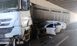 Uşak Özdilek'in bulunduğu bölgedeki Selçuklu köprülü kavşağında feci kaza!