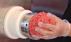 Uşak'ın Eşme Belediyesi, 550 TL'ye kıyma ve 625 TL'ye kuşbaşı et satıyor! 22 belediyeye et veriyor!