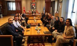 Kütahya Belediyesi, kentin değerleri için sanatçılar ve esnafla anlaşma yaptı