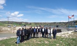 AK Parti Uşak İl ve Merkez İlçe Teşkilatı, Derbent'teki köprü için düzenlenen mevlid programına konuk oldu