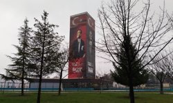 Uşak’ın en yüksek yapısı bu şekilde kiraya veriliyor!