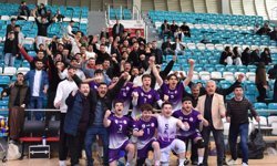 Uşak’ta Voleybol Ege Erkek Grup müsabakaları yapıldı