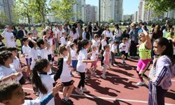 Karşıyaka Sema Aksu'da koşamayan arkadaşları için ter döktüler