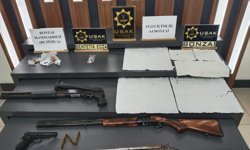 Uşak'ta zehir ticareti yapanlara yönelik operasyonlarda yakalanan 3 şüpheli tutuklandı