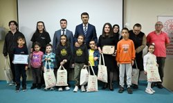 Uşak Valisi Serdar Kartal Kütüphane Haftası etkinliğine katıldı