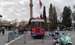 Uşak'ta trafik açısından tartışılan tramvay projesi iptal edilmemiş!