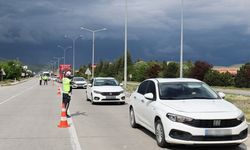 Uşak'tan Ankara'ya gidiş güzergahı olan Afyon'da 1480 polis ekibi görev yapıyor