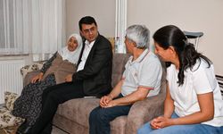 Uşak Valisi Serdar Kartal Anneler Günü dolayısıyla şehit ailelerini ziyaret etti