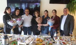 Uşak Belediye Başkanvekili Hatice Terekeci Özkan düzenlenen program vesilesiyle annelerle buluştu