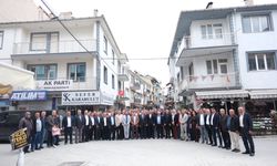 AK Parti Uşak İl Teşkilatı Yöneticileri, Banaz İlçe Başkanlığı'ndaki bayramlaşma programına katıldı