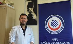 Uşak'ın komşusu Afyon'da sol göğsünü kaybeden kadının sorunu karından alınan dokuyla giderildi