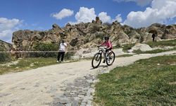 Afyon ve Kütahya'da uzantısı olan Frig'deki bisiklet yarışlarına Uşak'tan da katılım oldu