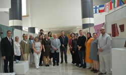 Uşak Üniversitesi’nde annelerin hatıralarının yaşatıldığı kültür sergisi açıldı